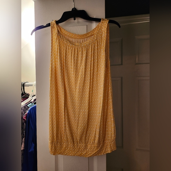Loft tank - Picture 1 of 2